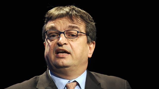 شامبين يعلن نيته الترشح لرئاسة الاتحاد الدولي لكرة القدم 