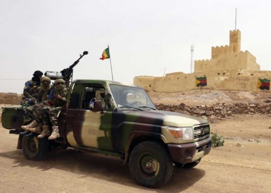 مقتل 8 جنود من الجيش المالي في تجدد الاشتباكات بين الجيش والإنفصاليين
