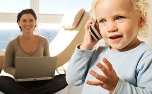 5 حيل سهلة تعلّم طفلكِ الكلام المترابط!!.