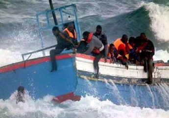 مصرع 50 مهاجراً قبالة سواحل ليبيا ومساع لإنقاذ 400 آخرين