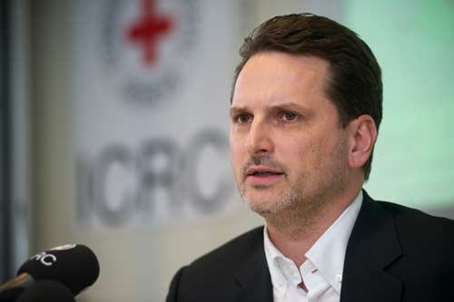 وزراء حكومة التوافق يلتقون مع مفوض الأمم المتحدة في غزة