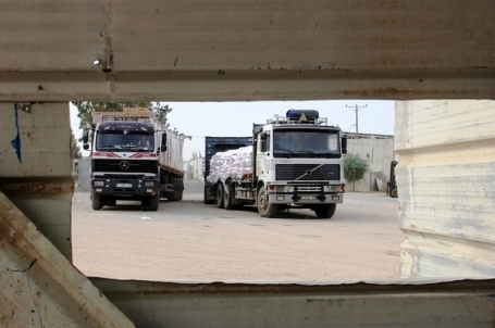 ادخال 620 شاحنة مساعدات وبضائع للقطاع