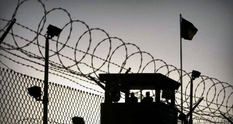 الاحتلال يعزل الاسير المضرب اديب مفارجه