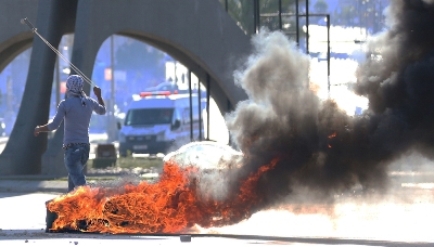 إصابات خلال مواجهات شمال البيرة.. قوى رام الله ترفض تصريحات كيري 