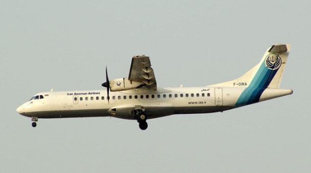 مصرع 66 شخصاً جراء سقوط طائرة ركاب إيرانية