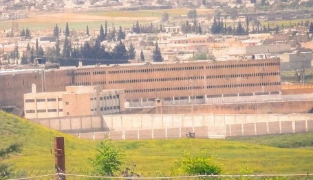 الجيش السوري يعلن أنه فكّ الحصار عن سجن حلب المركزي