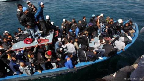 عيسى يحذر من ازدياد أعداد المهاجرين الفلسطينيين وارتفاع معدلات البطالة