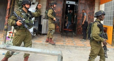 الاحتلال يعتقل 29 مواطنا من الضفة والقدس