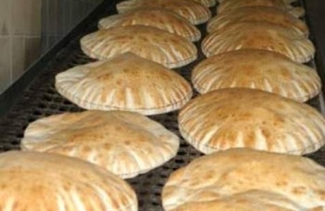 أردنيون يطلقون حملة لتوفير الخبز المجاني للفقراء 