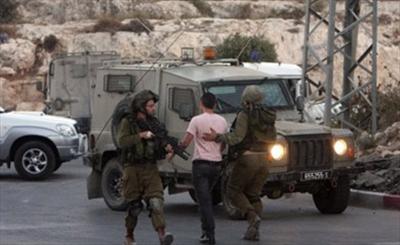الاحتلال يزعم اعتقال 4 فلسطينيين أطلقوا النار على دورية عسكرية بالخليل