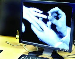 وزارة العدل الإماراتية تطلق خدمة الزواج إلكترونياً 