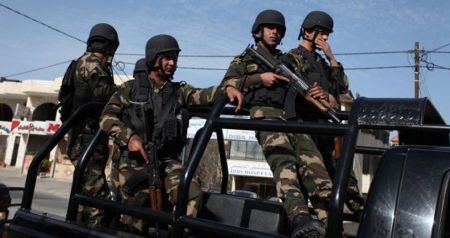 أمن السلطة يعتقل 6 مواطنين على خلفية انتماءاتهم السياسية