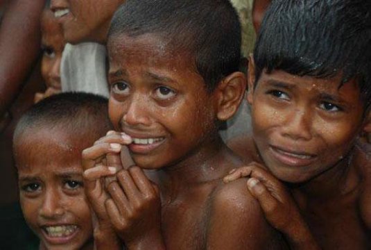 أطفال الروهينغا مهددون بالموت جراء سوء التغذية.. 350 ألف مسلم في أراكان حاليا