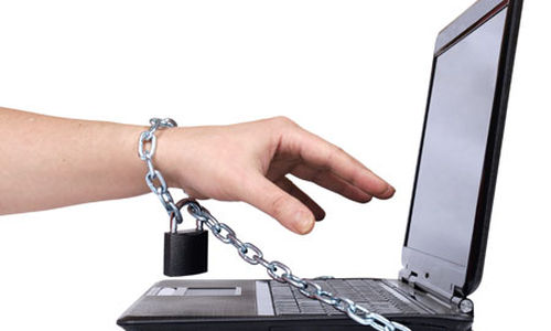 دراسة: منطقة الشرق الأوسط هي الأكثر إدمانا على الانترنت في العالم