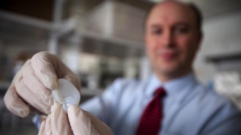 أنف وأذن وأوعية جديدة  باستخدام الخلايا الجذعية 