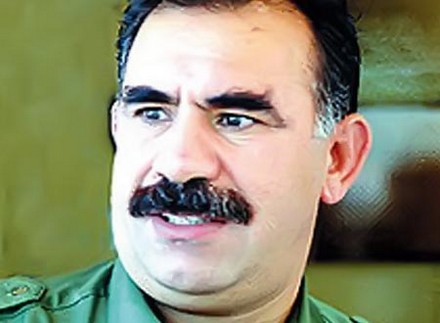 أوجلان يتعهد بالمضي في حل سلمي بين الأكراد وتركيا