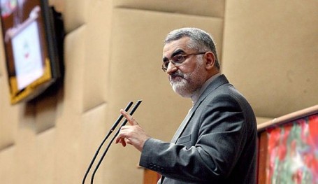 بروجردي لضرورة توقف العملية في اليمن كي لا تتسع الازمة في المنطقة