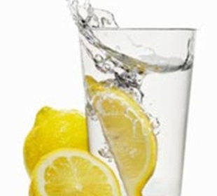 لشرب المياه الدافئة.. 6 فوائد