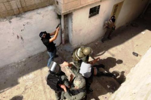 انتهاكات الاحتلال في نيسان ... 7 شهداء وأكثر من 375 أسيرا
