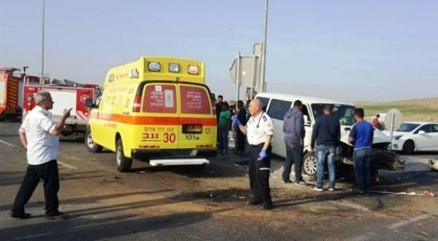 اعتقال شاب في بيرزيت وإصابة 2 من قوات الاحتلال بحادث دهس في 