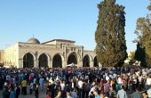 300 غزي يتوجهون إلى مدينة القدس لاداء صلاة الجمعة