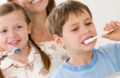 كيف نحمي الأطفال من آلام الأسنان؟