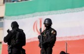 iran-police-sold-flag-730x438.jpg