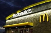 اتهام امرأة من كاليفورنيا بالاحتيال في احتراق يدها من قهوة ماكدونالدز