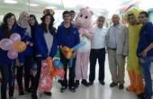 جمعية القيادة الشابة في أم الفحم تزور الأطفال المرضى بالسرطان في مستشفى شنايدر 