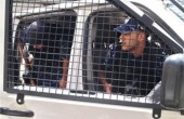 الكشف عن ملابسات سرقة مبالغ مالية كبيرة ومصاغ ذهبي بالعيزرية