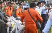 انتشال 3 جثث جديدة من حطام طائرة 