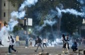 مواجهات بين الأمن الفنزويلي ومتظاهرين في شوارع كراكاس