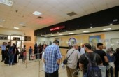 أريحا.. الاحتلال يمنع 9 مواطنين من السفر عبر الكرامة