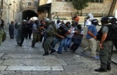 القدس.. إصابات برصاص الاحتلال خلال مواجهات أمام أبواب الأقصى