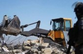 الاحتلال يخطر بهدم 4 منازل في الخليل