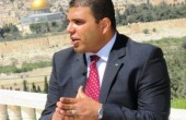 الاحتلال يبعد عام اللجنة الوطنية لمناهضة التطبيع عن مدينة القدس