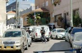 (محدث) أم الفحم.. قوات الاحتلال تخلي بيوت العزاء بشهداء عملية الأقصى
