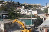 بلدية الاحتلال في القدس تنفذ حملة هدم واعتقالات في احياء متخامة للمدينة
