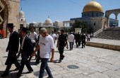 118 مستوطنا يقتحمون باحات الاقصى المبارك
