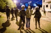 القدس.. الاحتلال يعتقل 5 شبان من مخيم قلنديا
