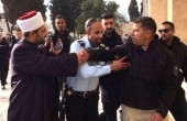 قوات الاحتلال تصعد اعتداءاتها ضد حراس المسجد الأقصى