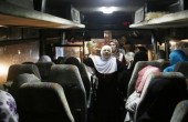 74 شخصا بينهم 15 طفلا من قطاع غزة يزورون أسراهم بمعتقل نفحة