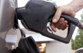 مصر تطرح مناقصة لاستيراد احتياجاتها من المواد البترولية
