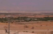 مستوطنون يشيدون مبان استيطانية بمنطقة الأغوار