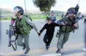 250 طفلا فلسطينيا في سجون الاحتلال يعانون انتهاكات خطيرة