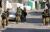 الاحتلال يعتقل شابين من بلدة بيت فجار