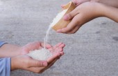 giving-people-in-need-ar22042020-1024x640.jpg