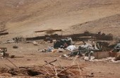 قوات الاحتلال تخطر 12 عائلة بإخلاء مساكنها في الأغوار