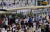 المسلمون يحتفلون بعيد الأضحى المبارك