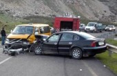 إصابة 6 مواطنين بحادث سير على طريق واد النار